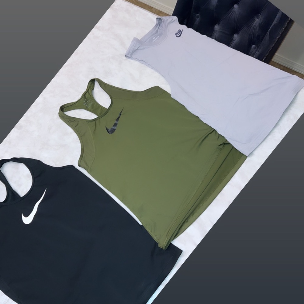 Womens Nike tank (lot of 12)